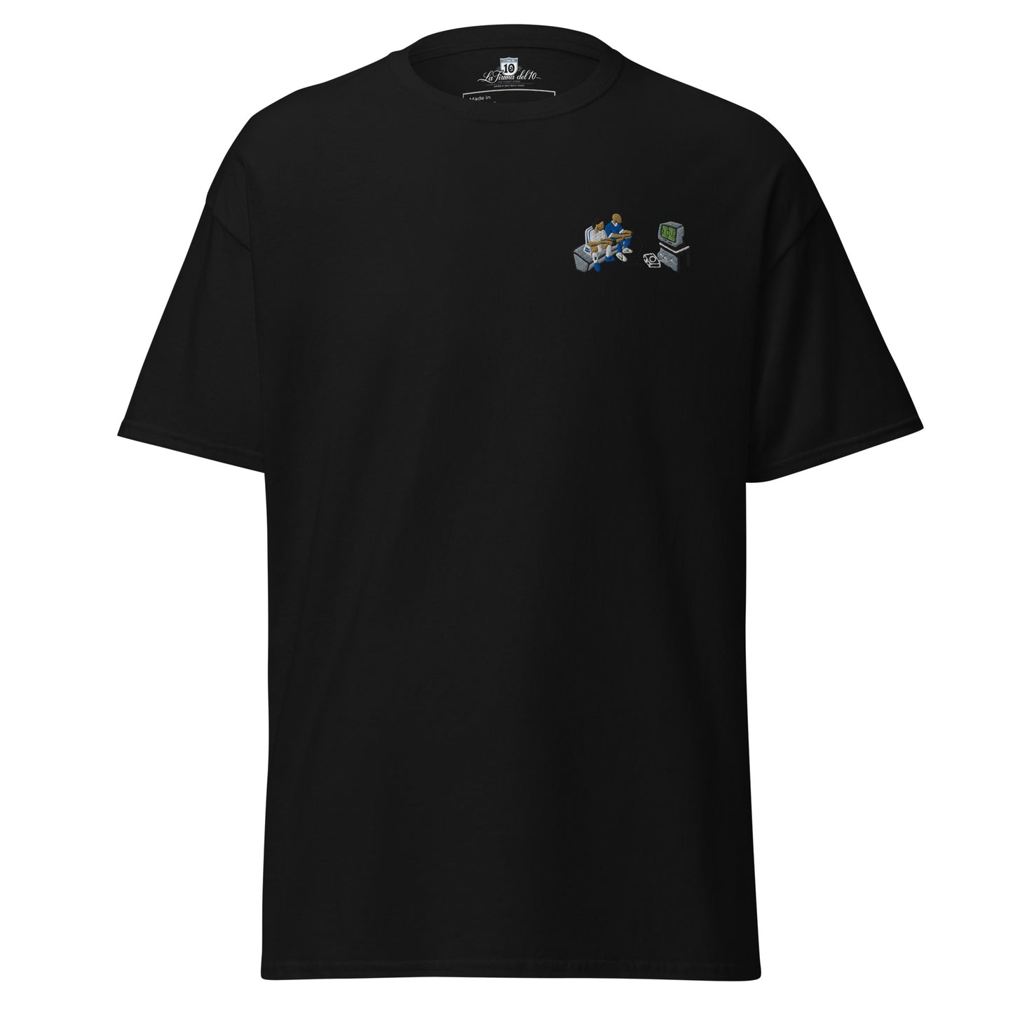 T-SHIRT "DEL CÉSPED AL SOFÁ"